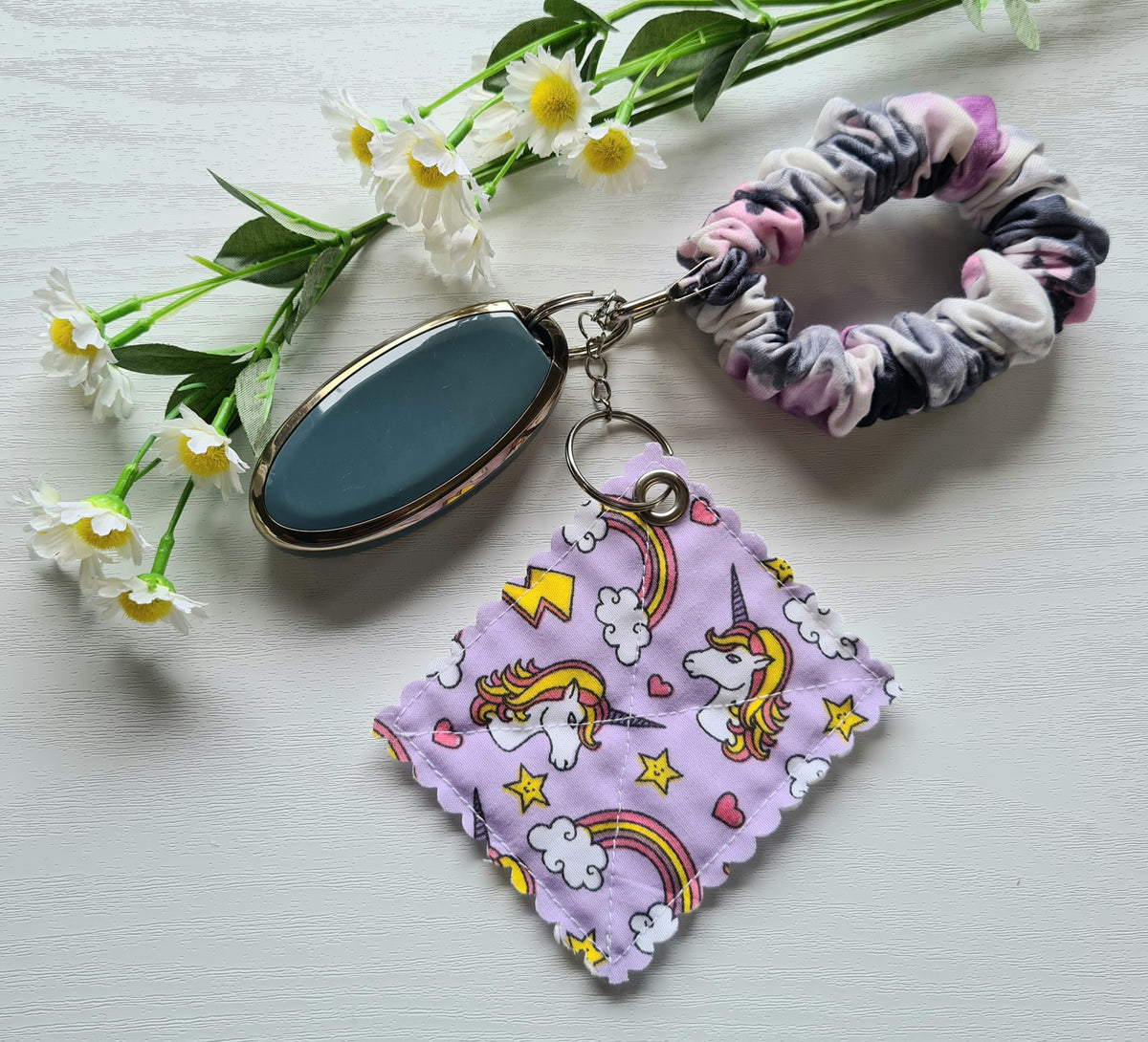 Mini Keyring Jar Gripper / Opener - Unicorns & Rainbows
